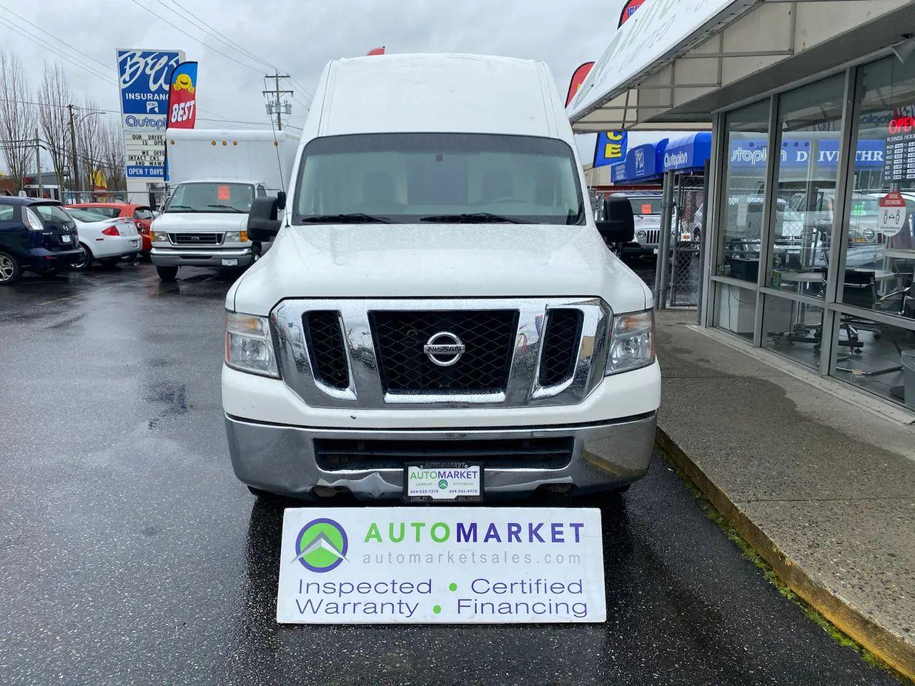 2012 Nissan NV Cargo 2500 HD S V6 High Roof-4