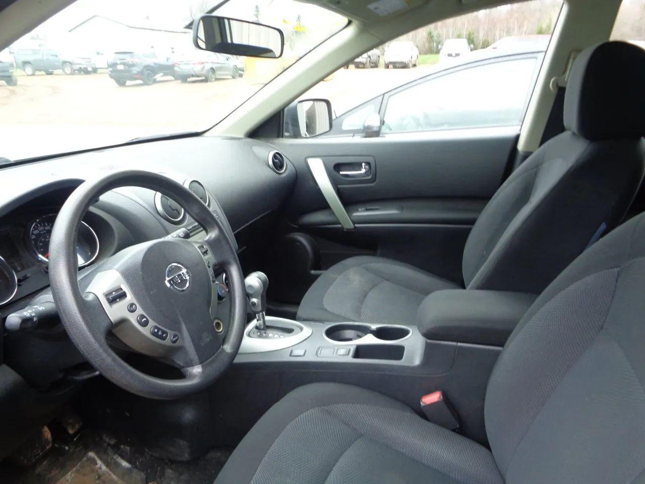 2012 Nissan Rogue S-1