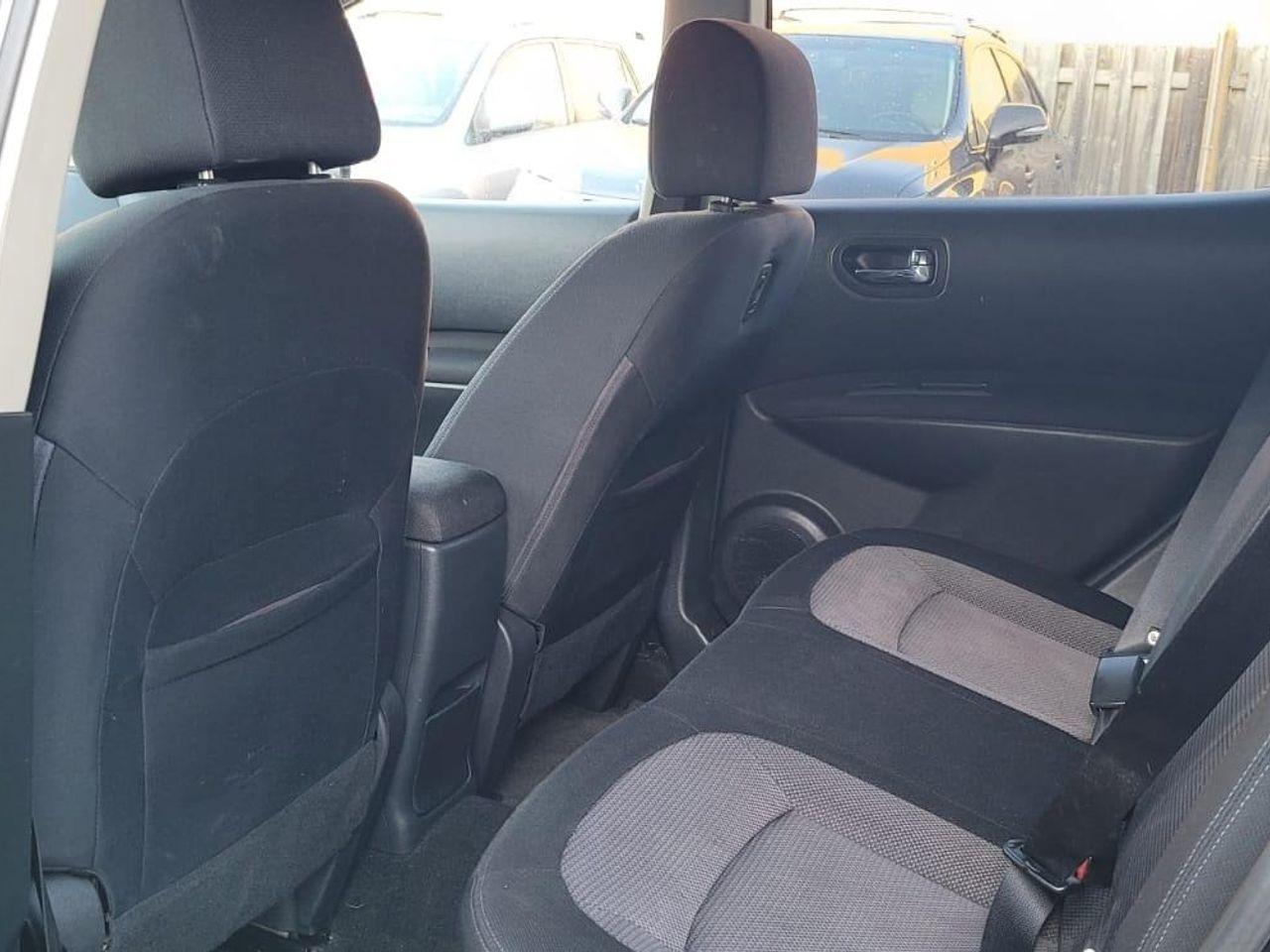 2012 Nissan Rogue S-4