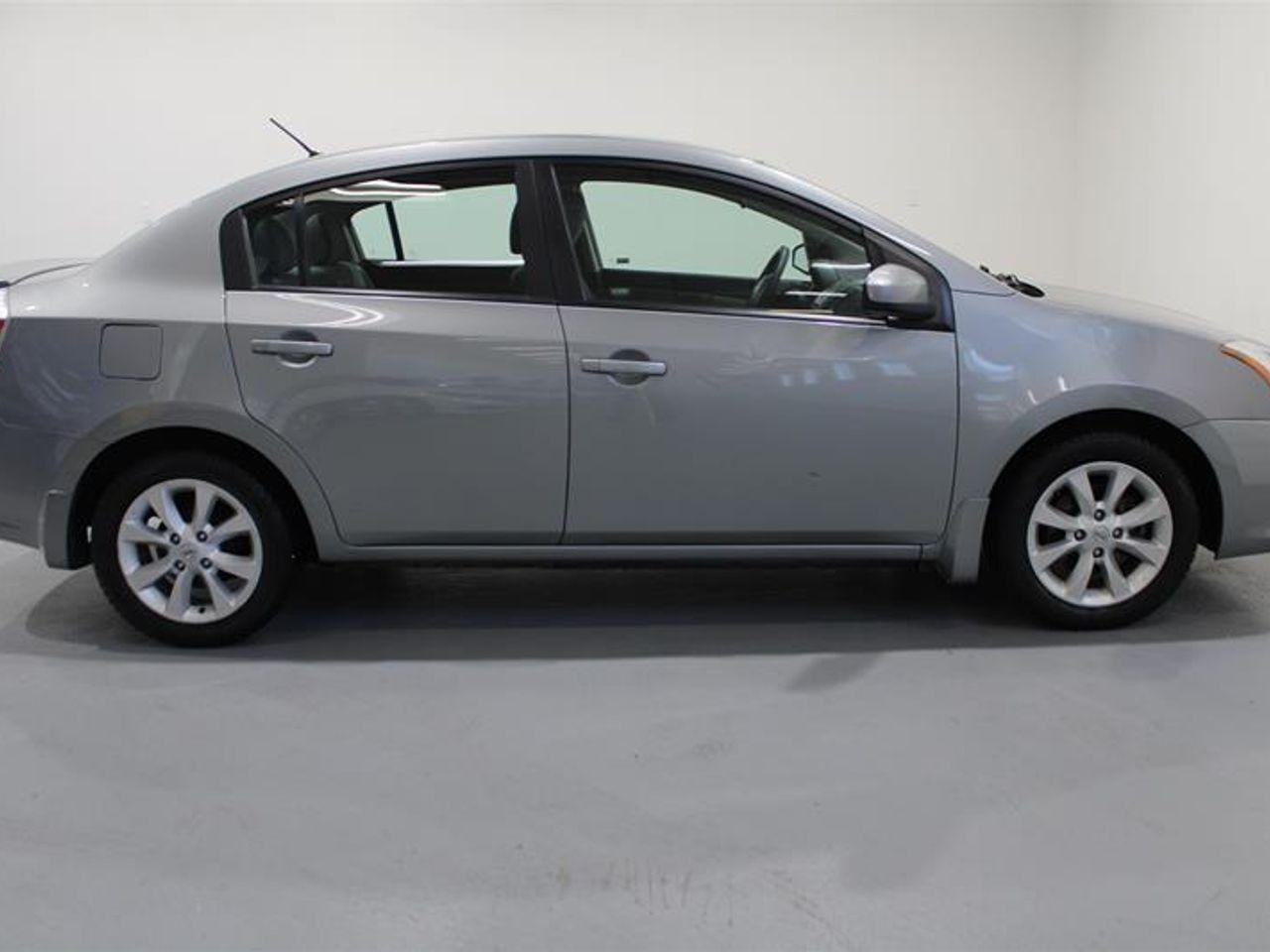 2012 Nissan Sentra 2.0-0