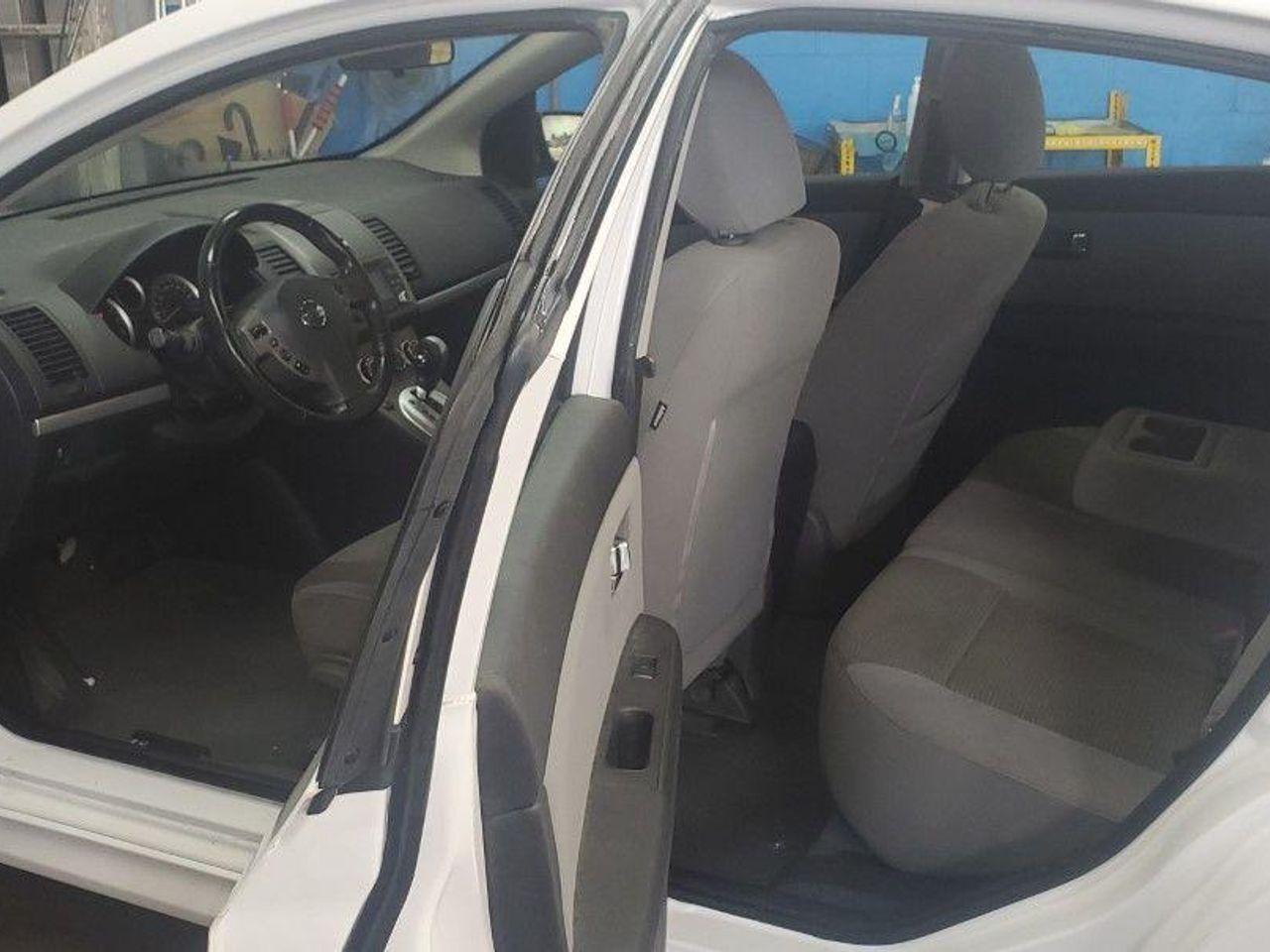 2012 Nissan Sentra 2.0-2