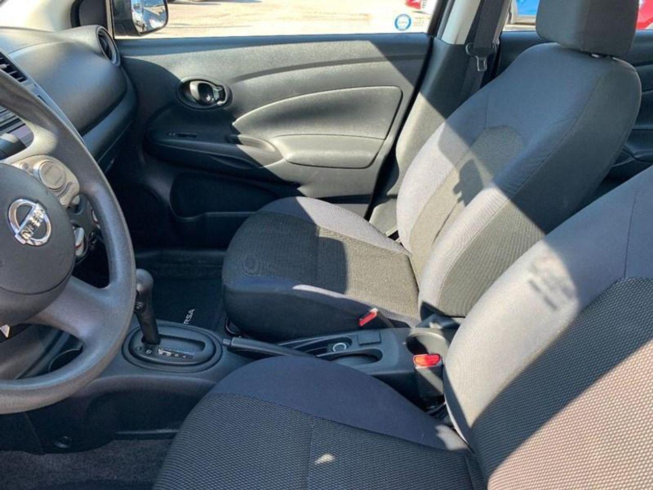 2012 Nissan Versa 1.6 S-4