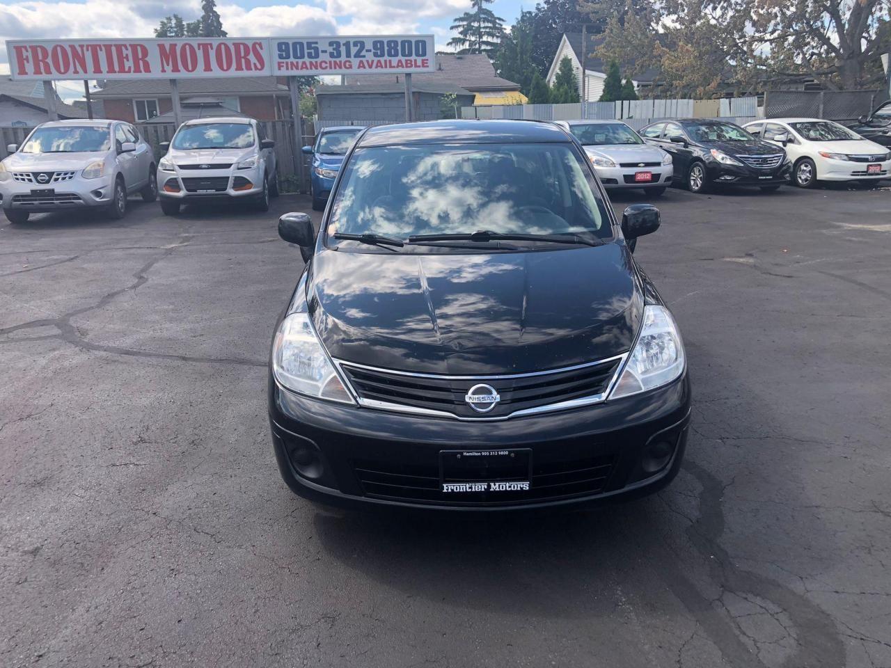 2012 Nissan Versa 1.8 S-4