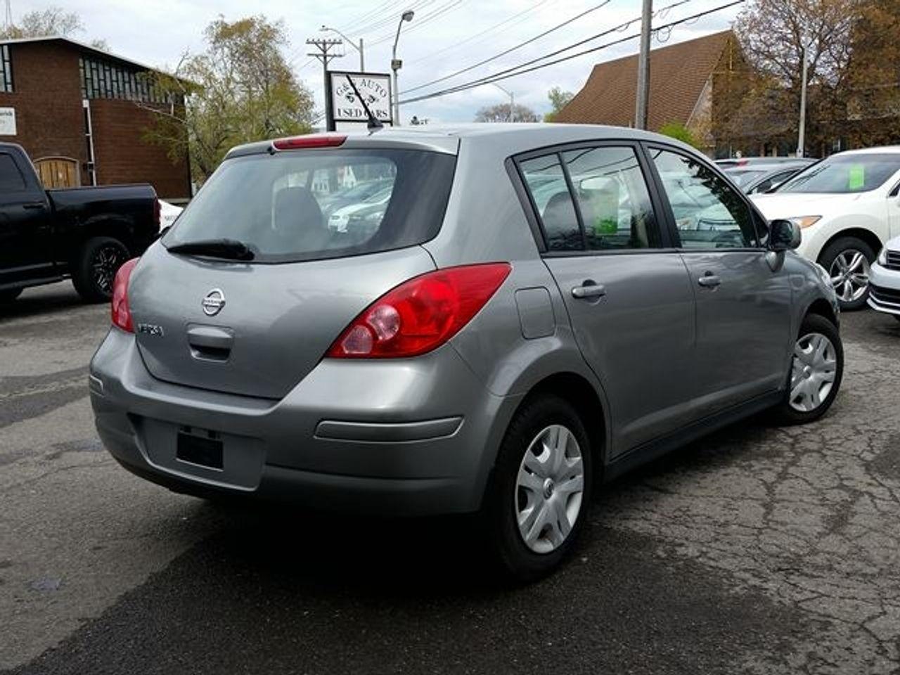 2012 Nissan Versa 1.8 S-4