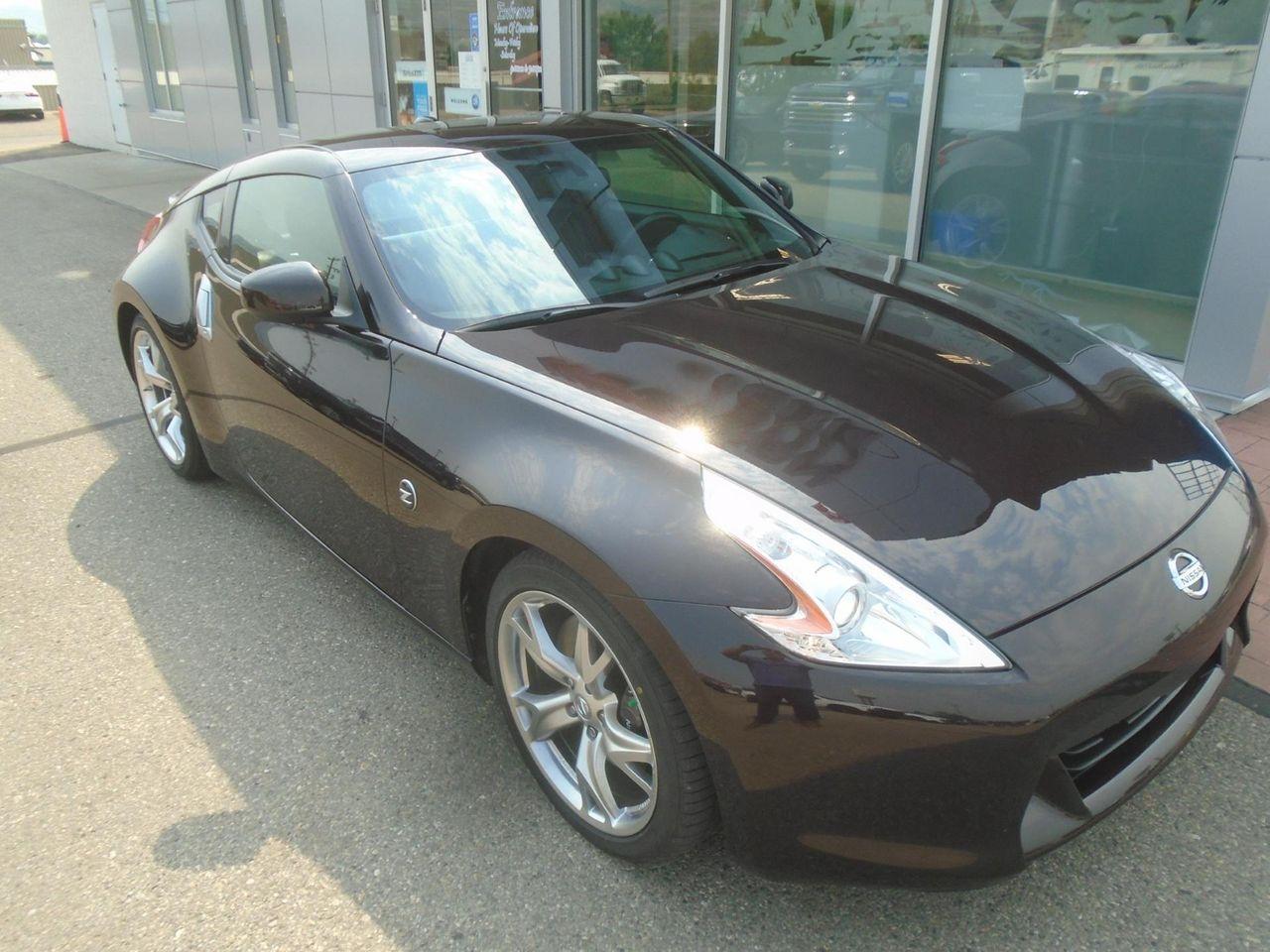 2012 Nissan Z Base-2