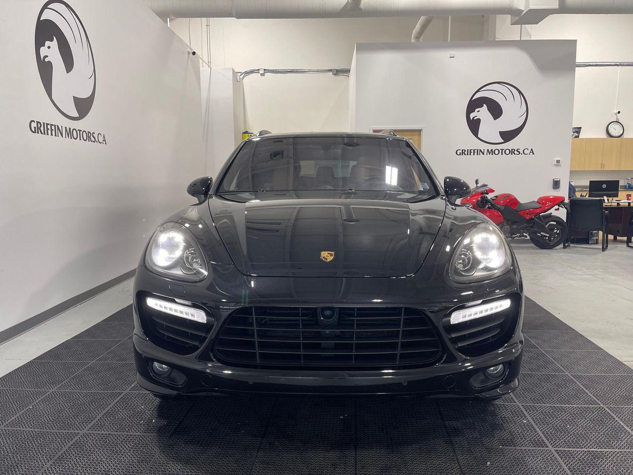 2012 Porsche Cayenne Turbo-1