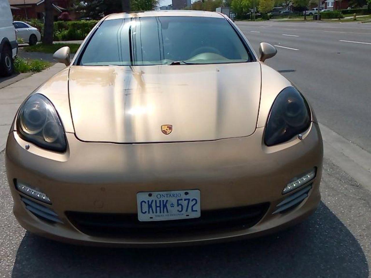 2012 Porsche Panamera 4-2