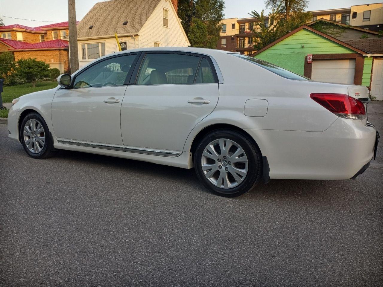 2012 Toyota Avalon Base-3