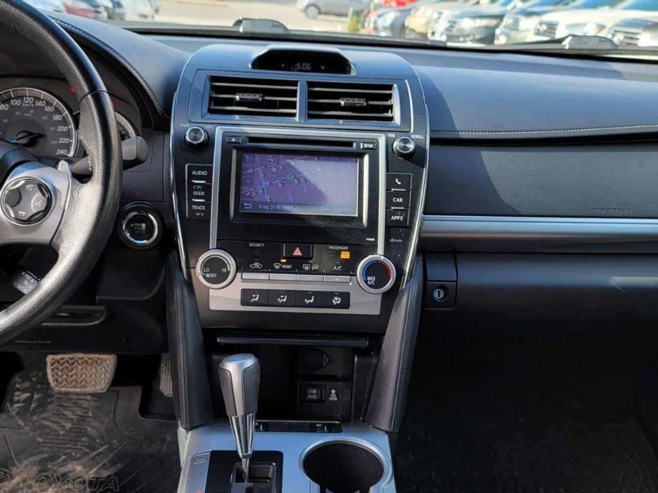 2012 Toyota Camry SE-3