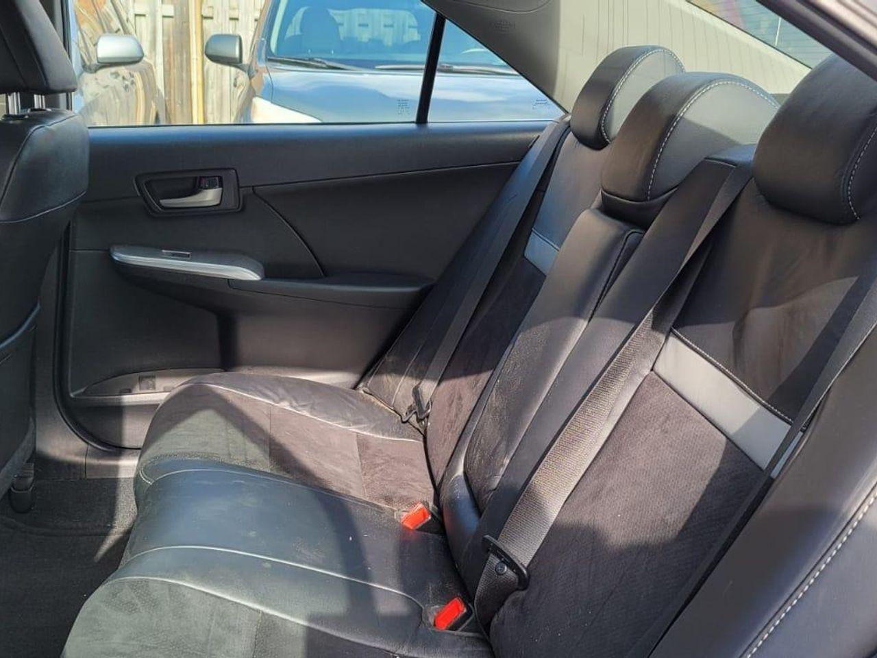 2012 Toyota Camry SE-4