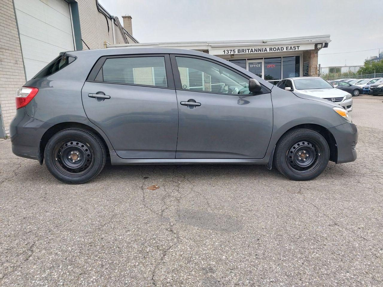2012 Toyota Matrix LE-3