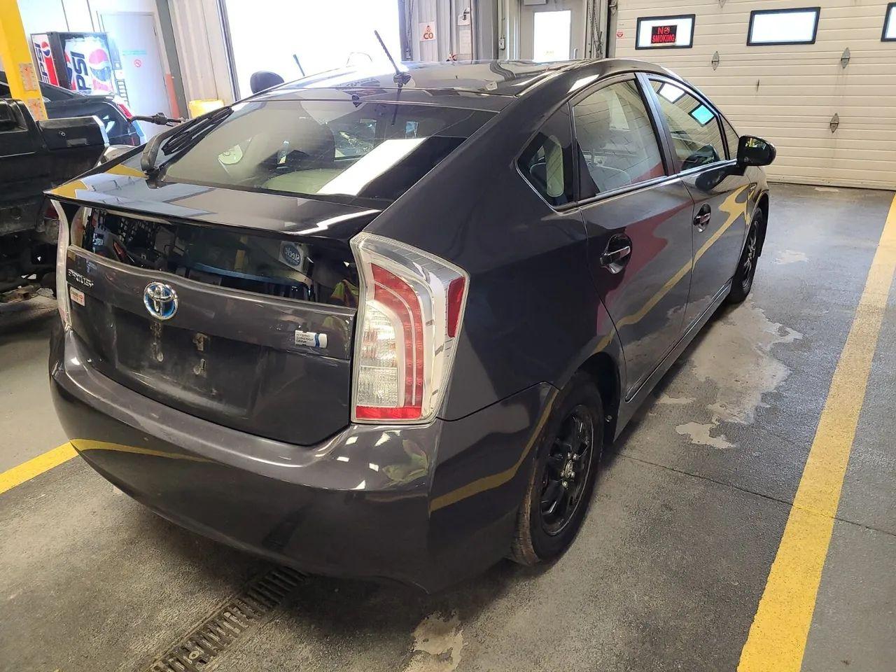 2012 Toyota Prius Three-1