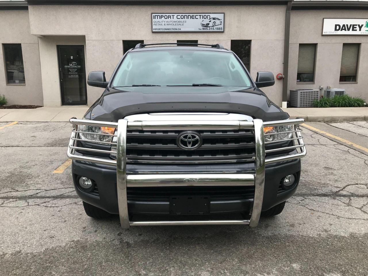 2012 Toyota Sequoia SR5-1