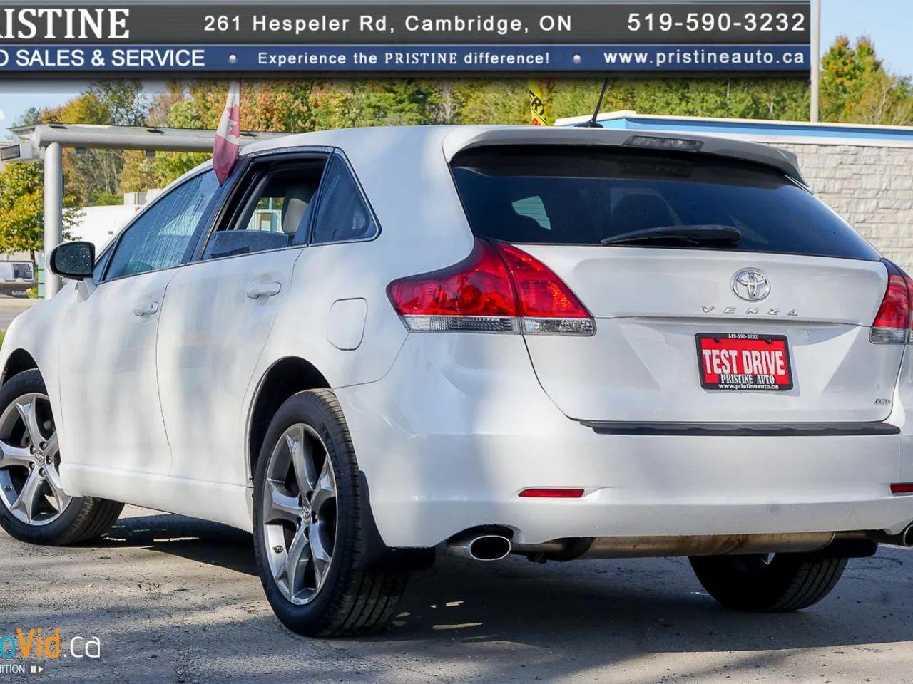 2012 Toyota Venza LE-4