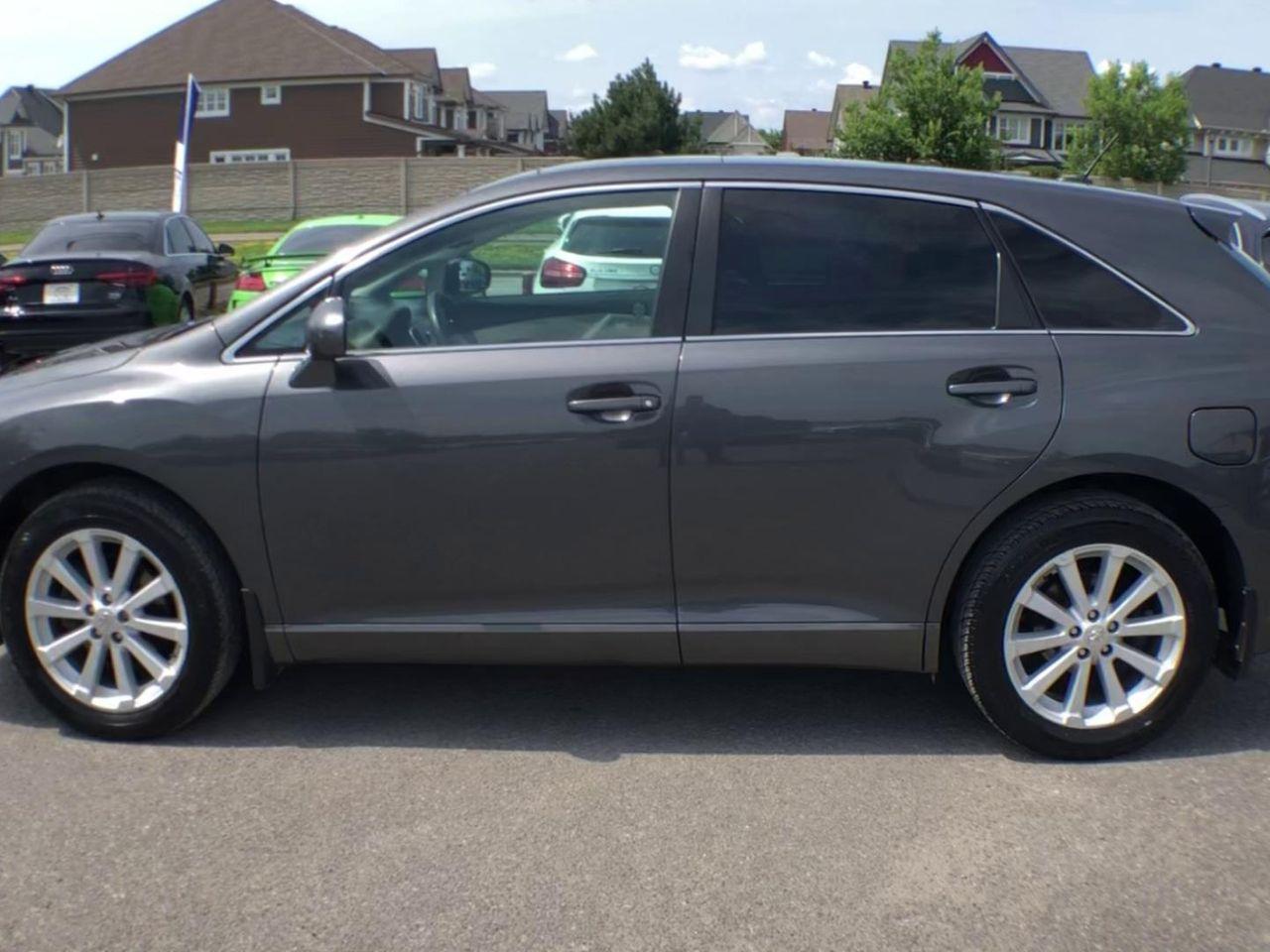 2012 Toyota Venza LE-4