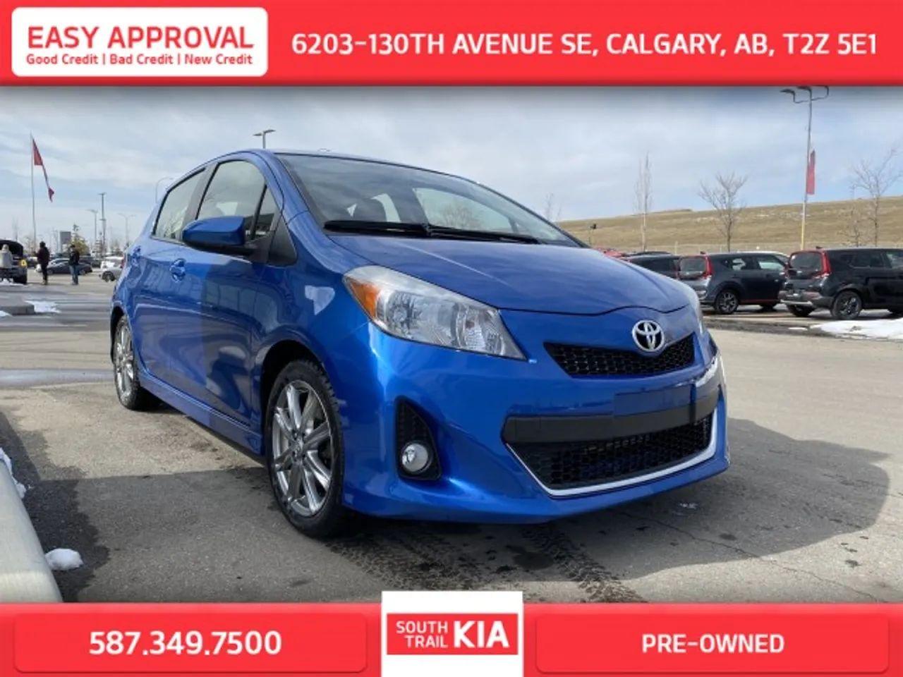 2012 Toyota Yaris LE-0