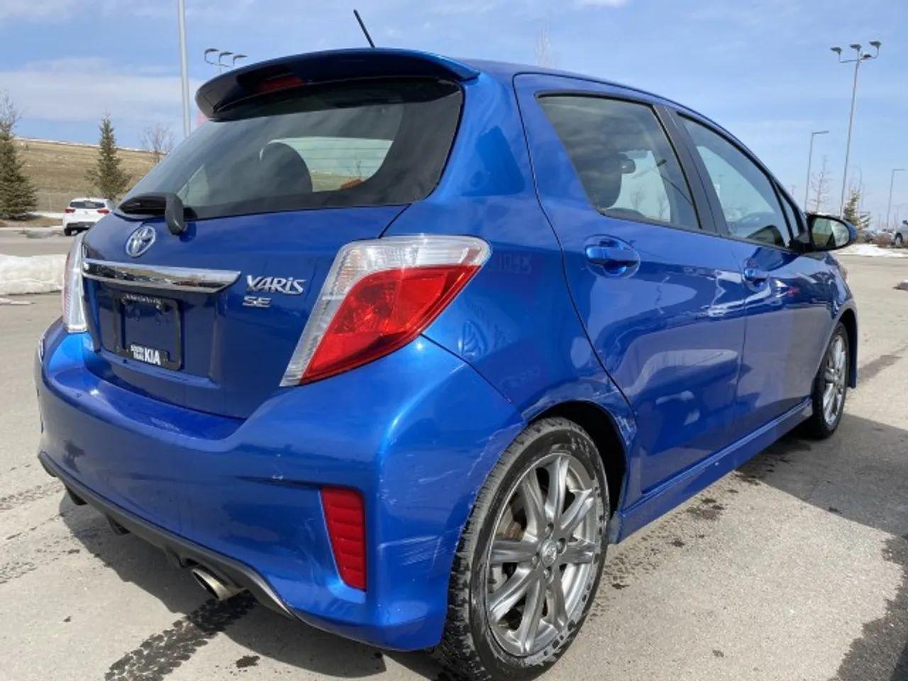 2012 Toyota Yaris LE-3