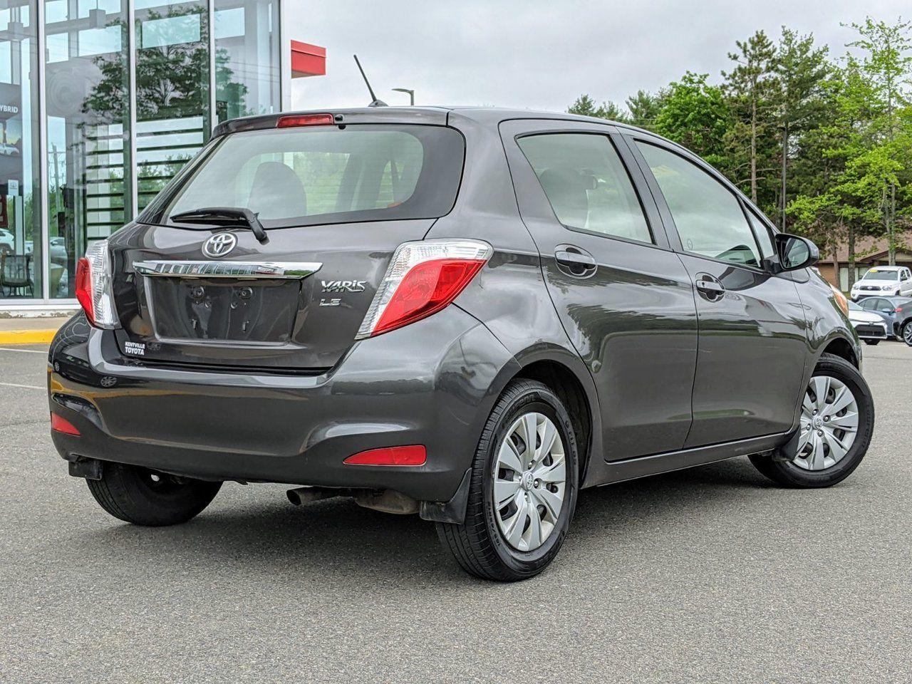 2012 Toyota Yaris LE-3