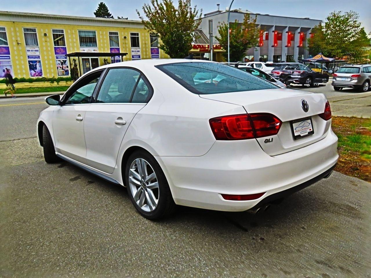 2012 Volkswagen GLI Autobahn-3