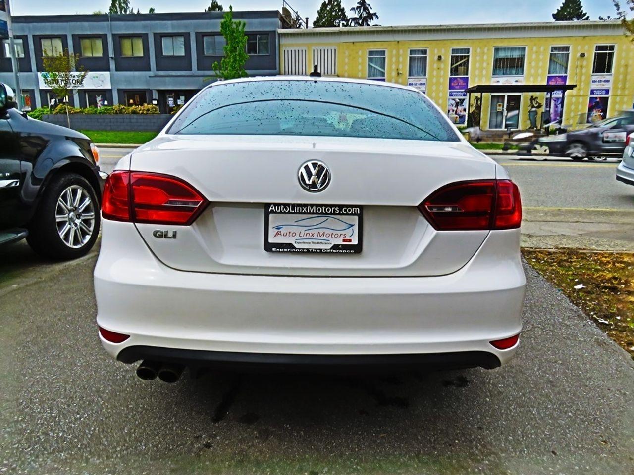 2012 Volkswagen GLI Autobahn-4