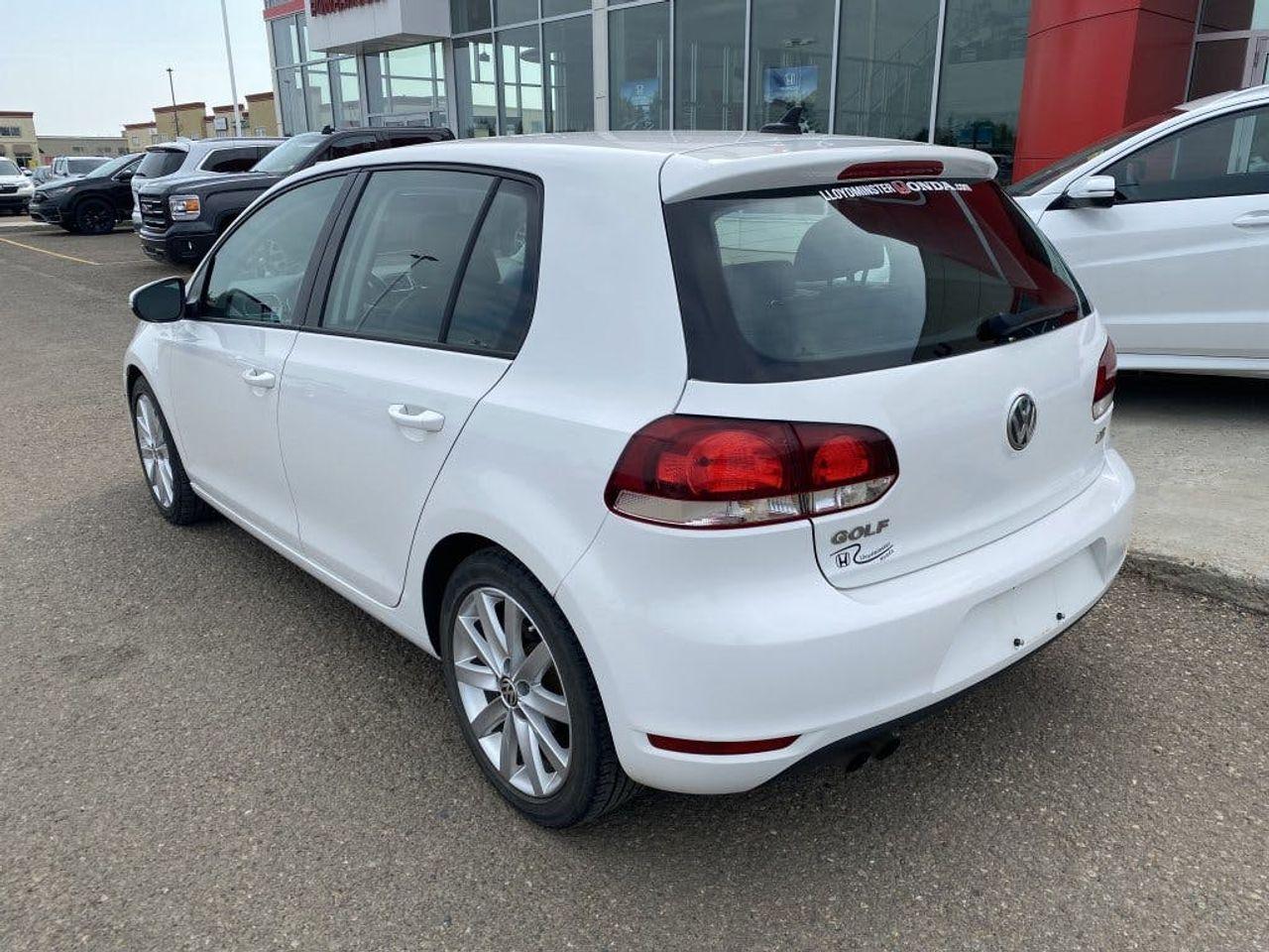 2012 Volkswagen Golf -2