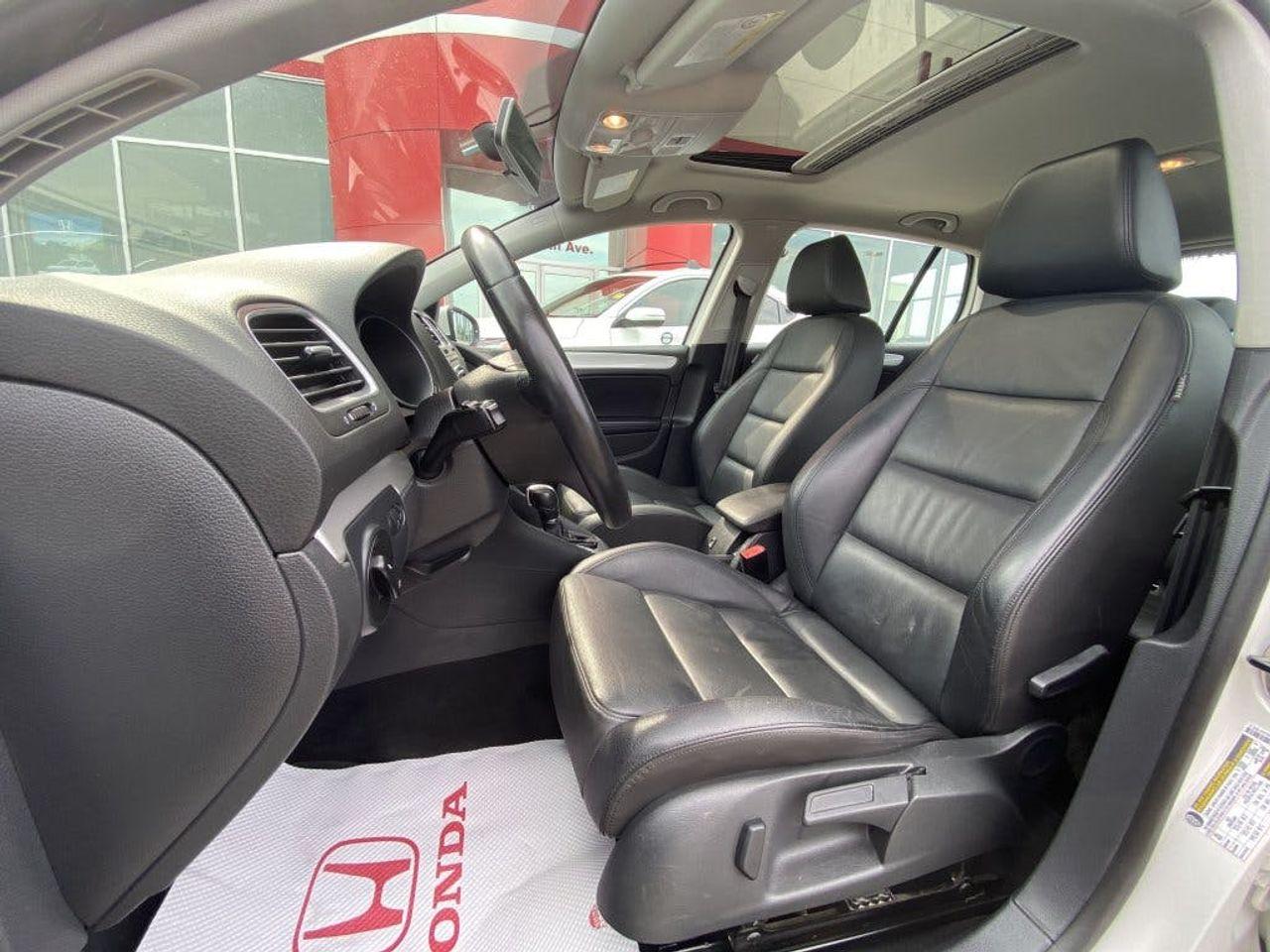 2012 Volkswagen Golf -4