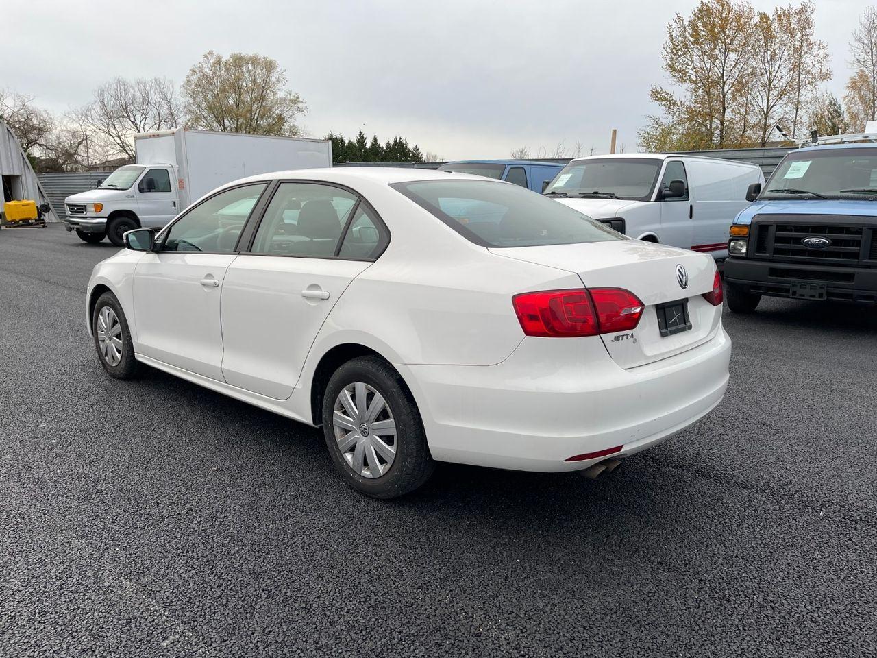 2012 Volkswagen Jetta -3