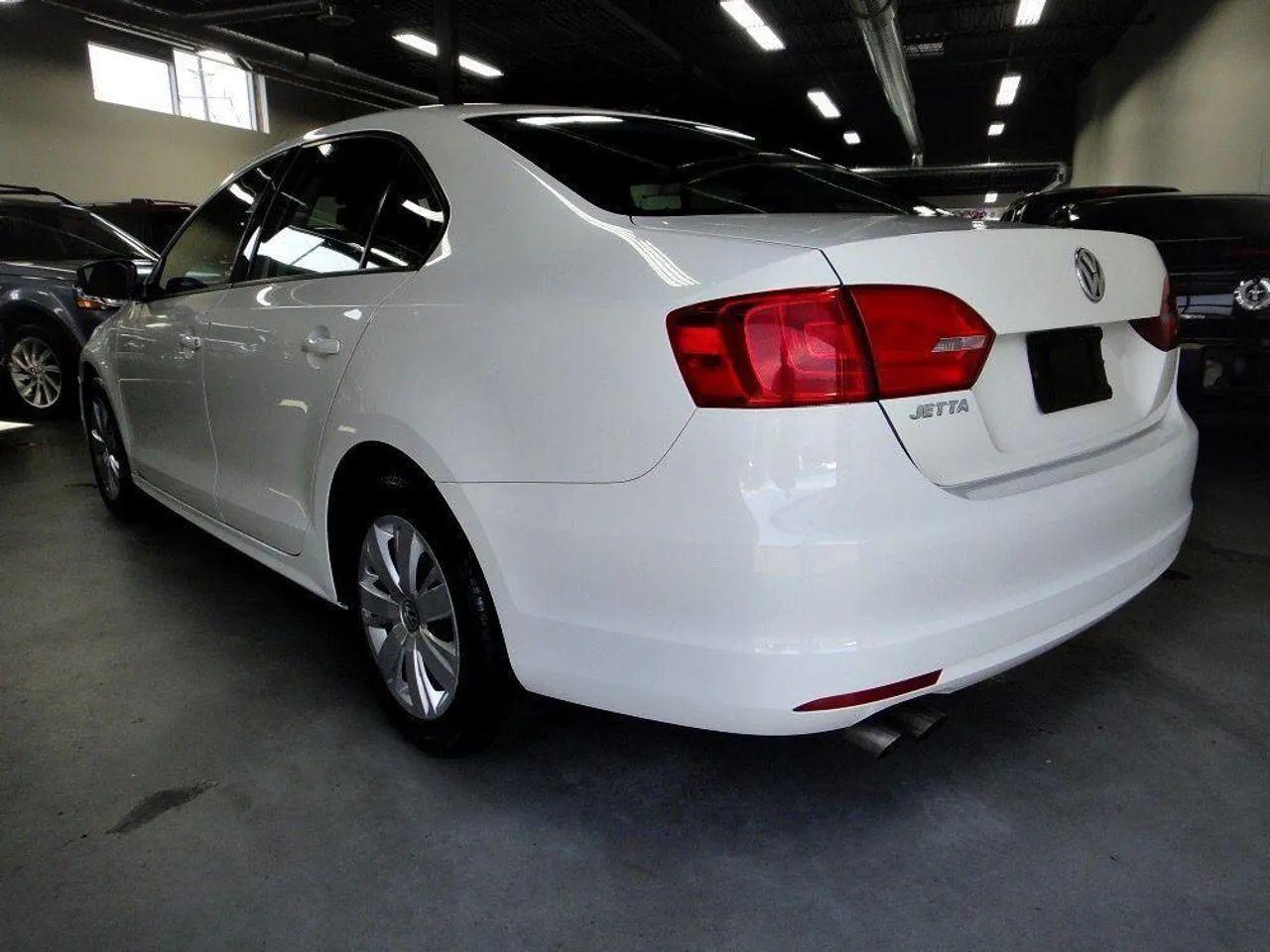 2012 Volkswagen Jetta -3
