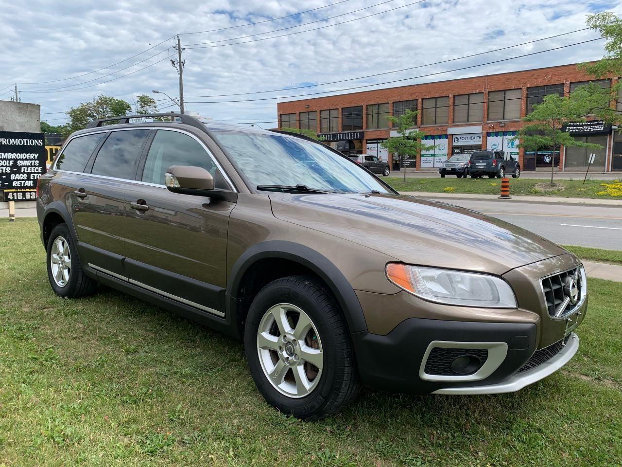 2012 Volvo XC70 3.2-2