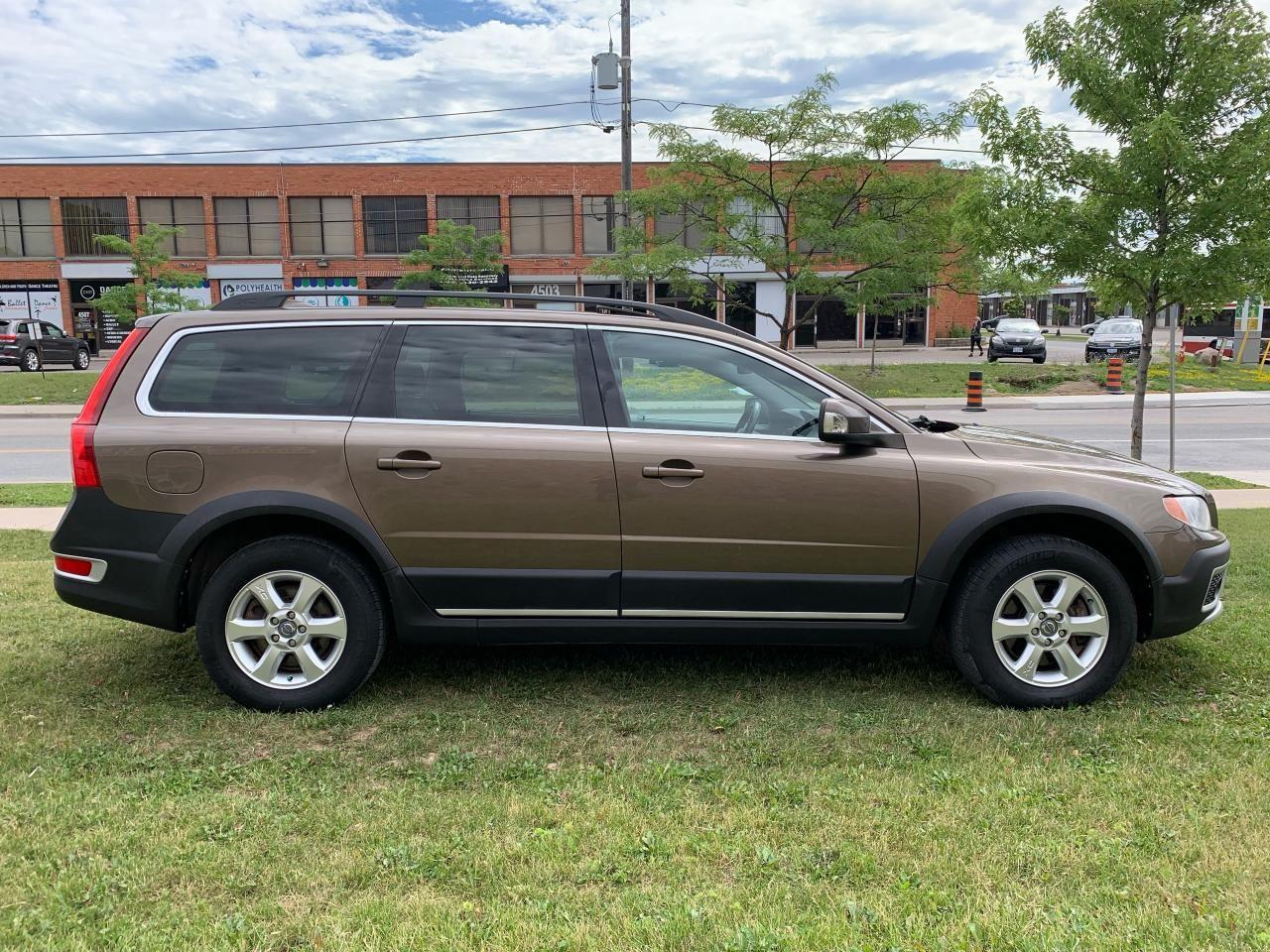 2012 Volvo XC70 3.2-3