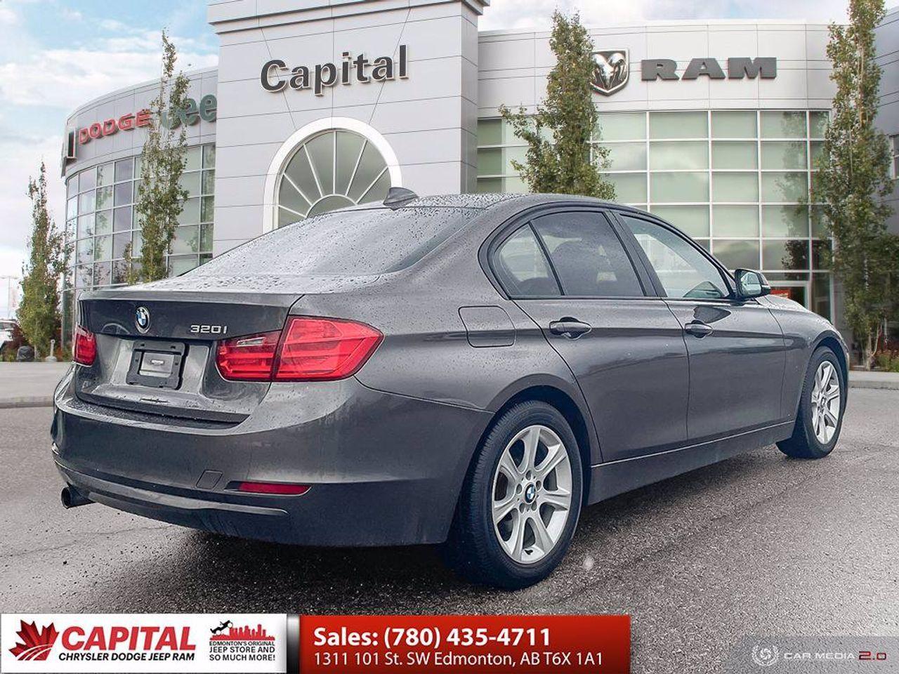 2013 BMW 3-Series 320i-3