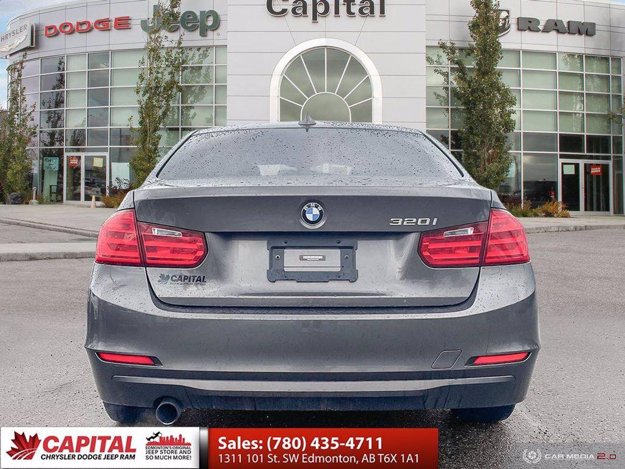 2013 BMW 3-Series 320i-4