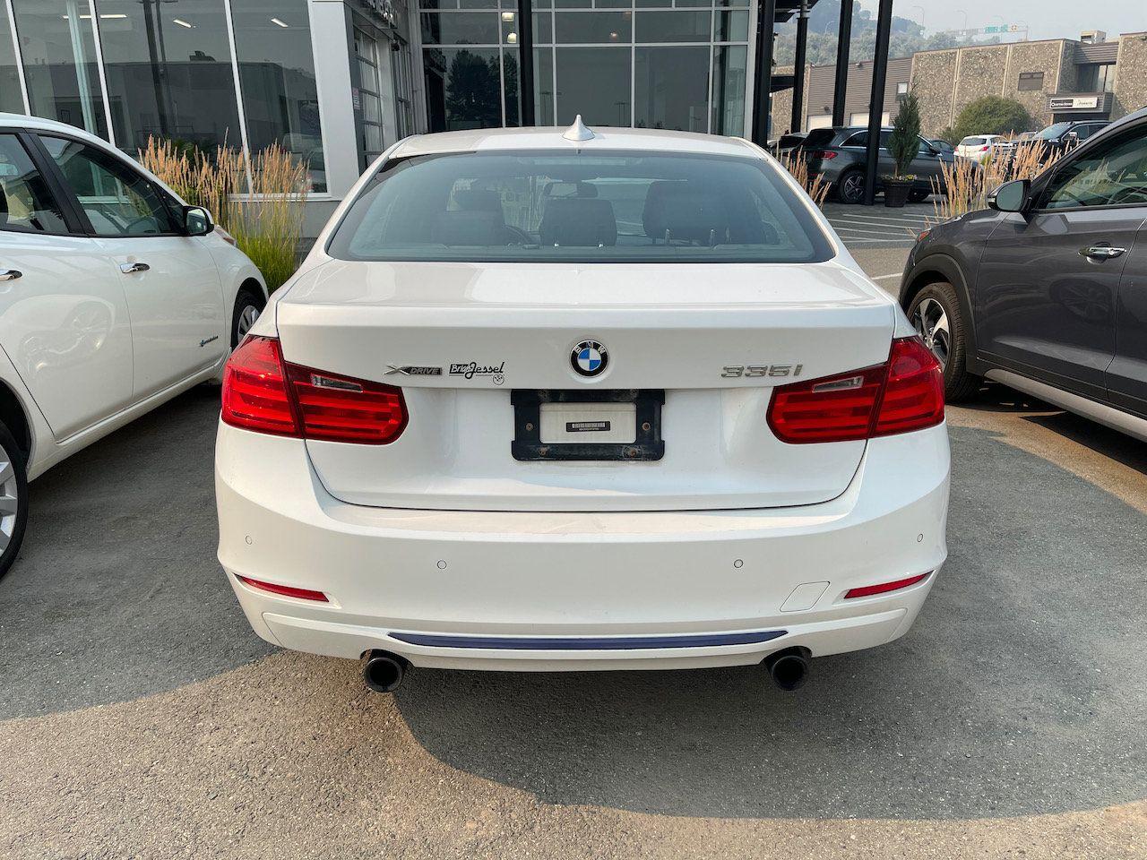 2013 BMW 3-Series 335i XDrive-3