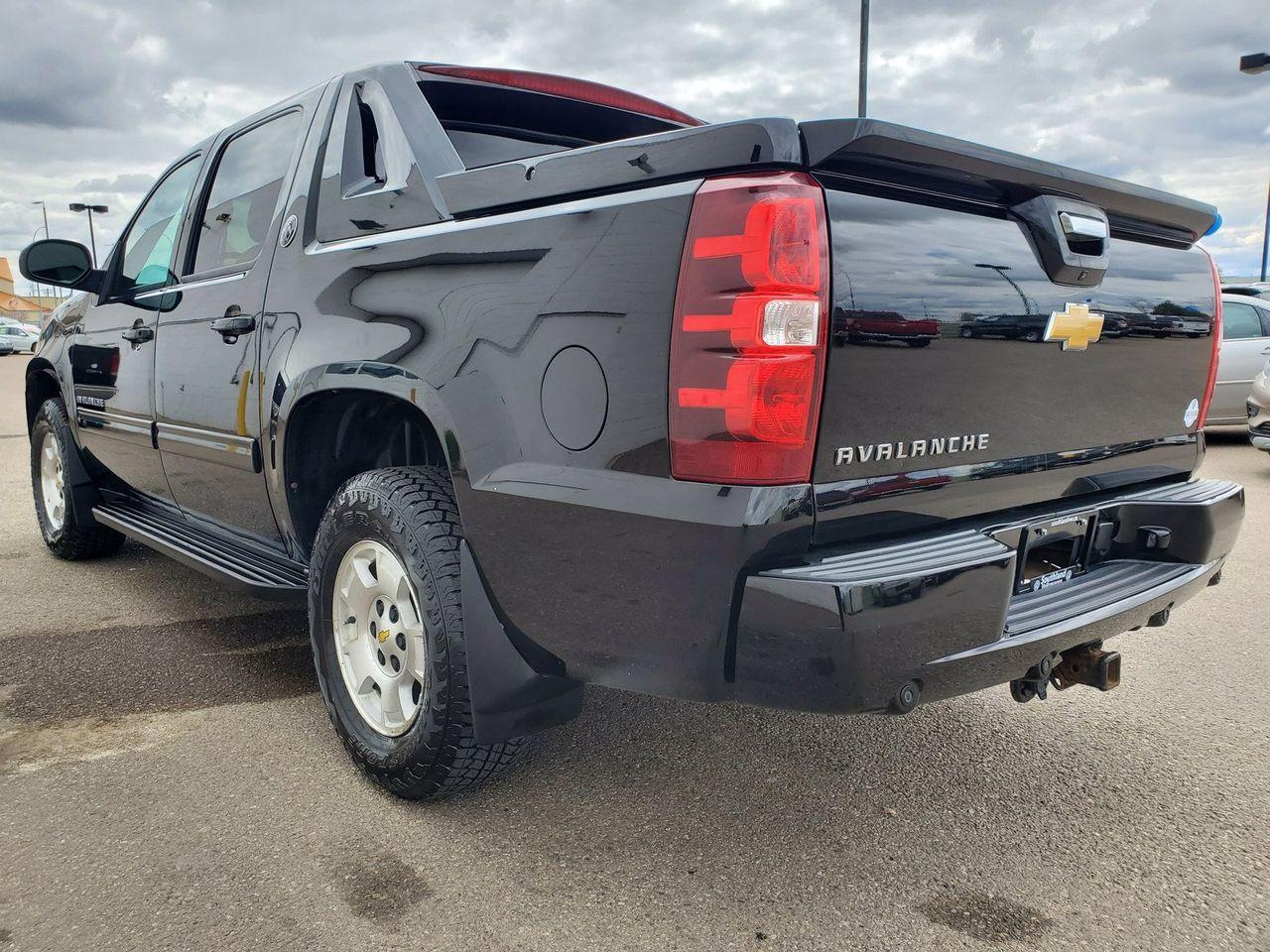 2013 Chevrolet Avalanche LT-2