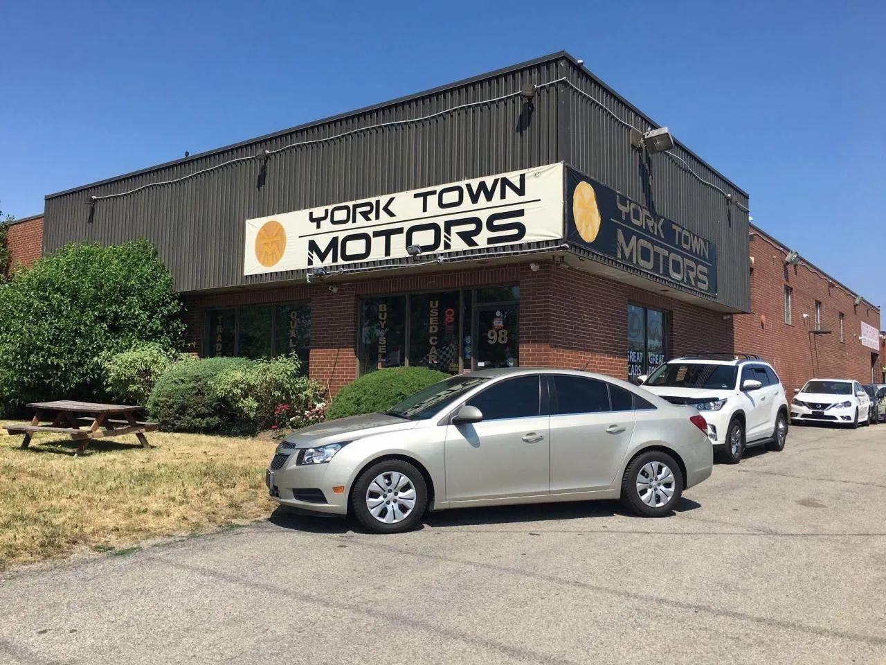 2013 Chevrolet Cruze 1LT-0