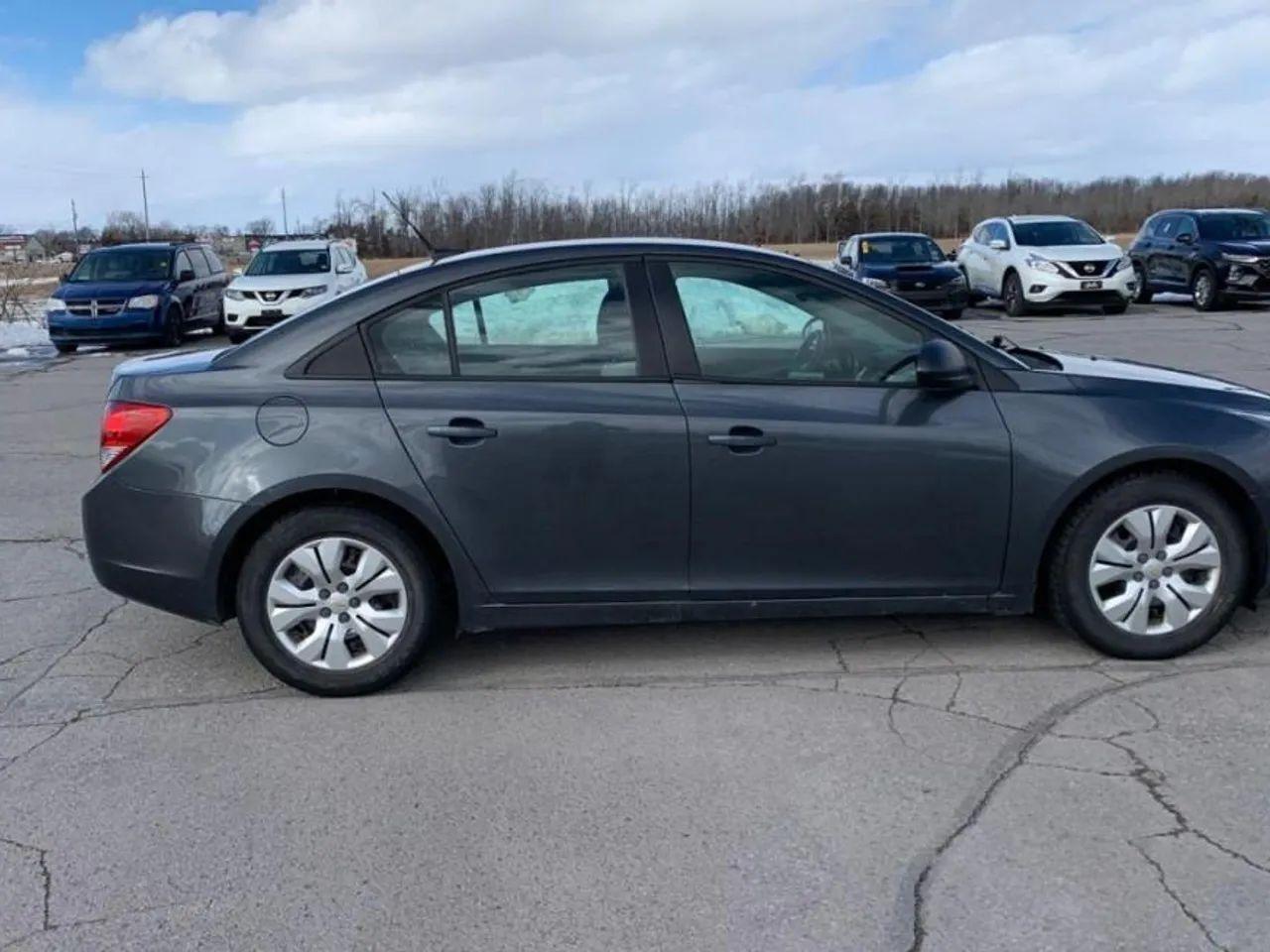 2013 Chevrolet Cruze LS-4