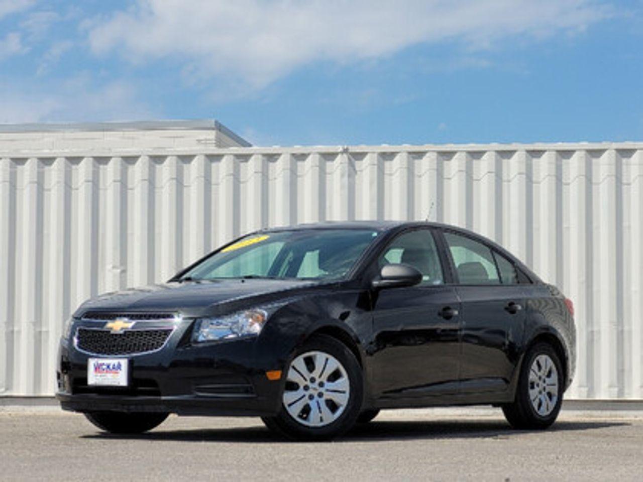 2013 Chevrolet Cruze LS-2
