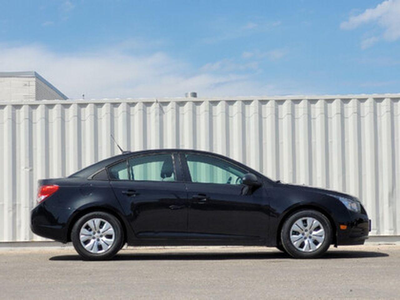 2013 Chevrolet Cruze LS-3