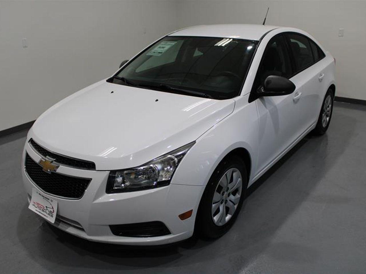 2013 Chevrolet Cruze LS-3