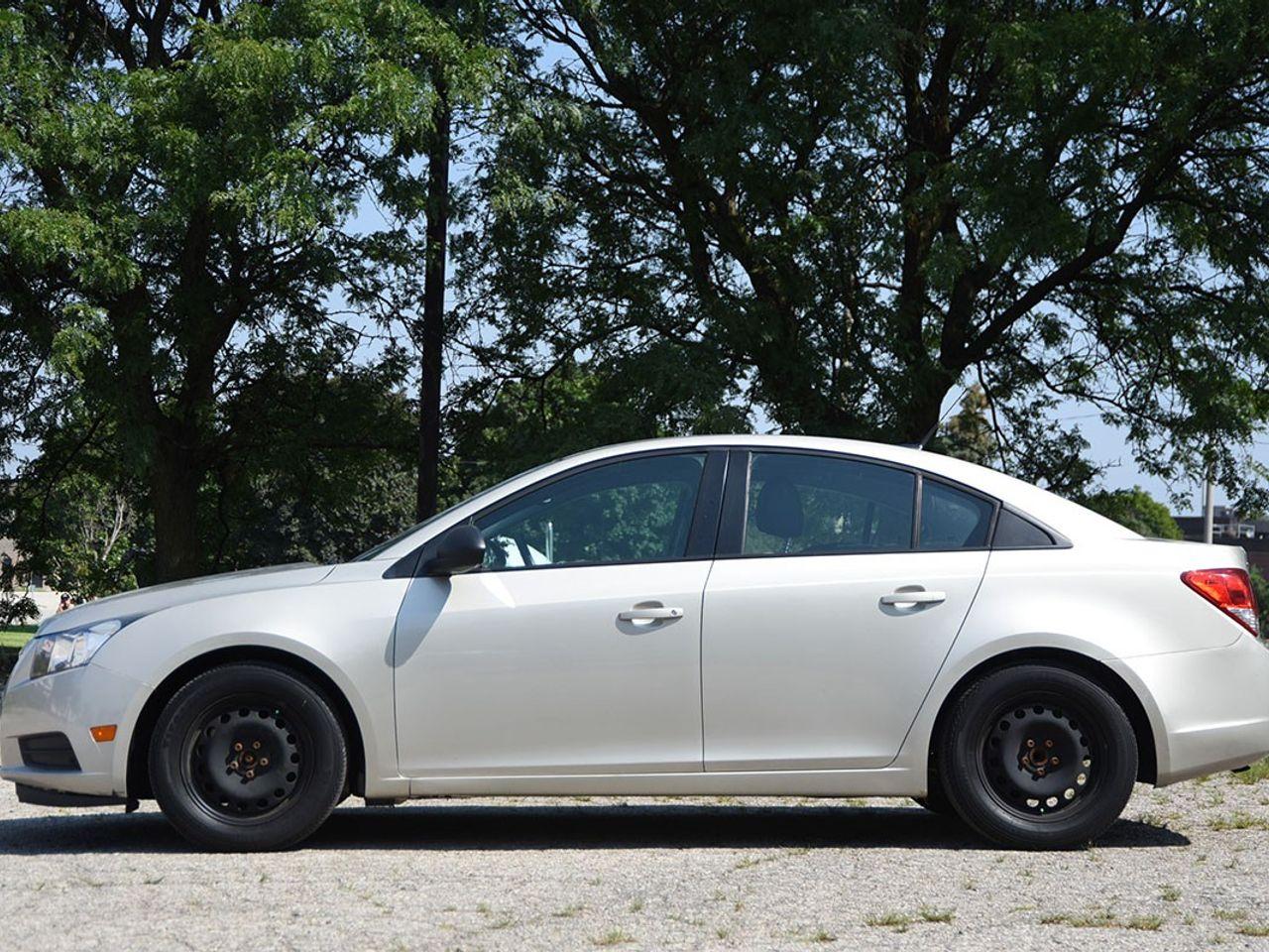2013 Chevrolet Cruze LS-2
