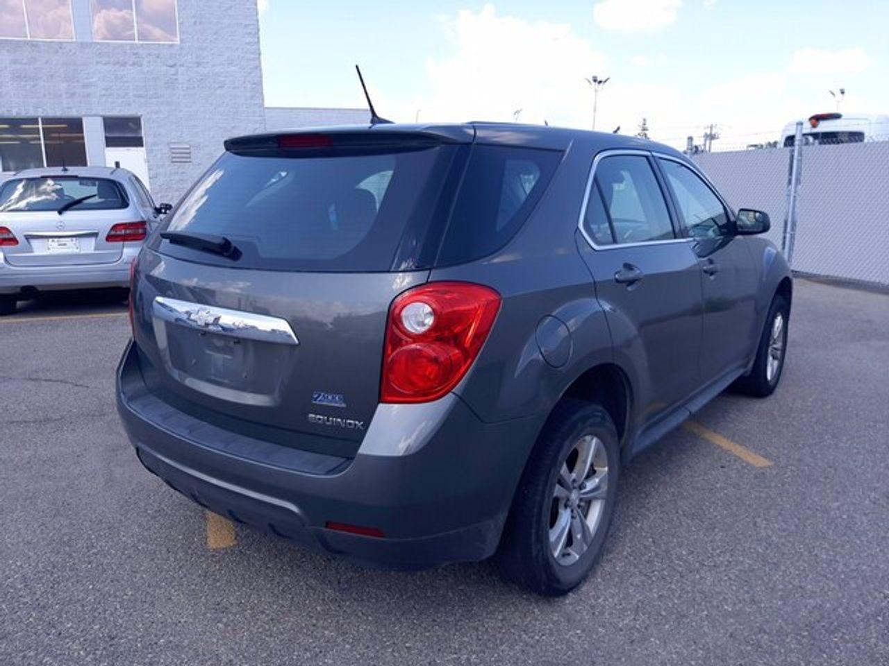 2013 Chevrolet Equinox LS-4