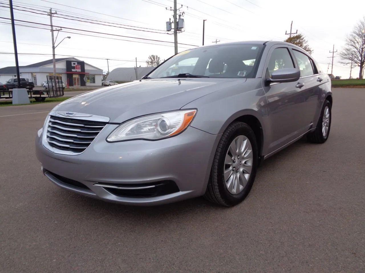 2013 Chrysler 200 LX-2