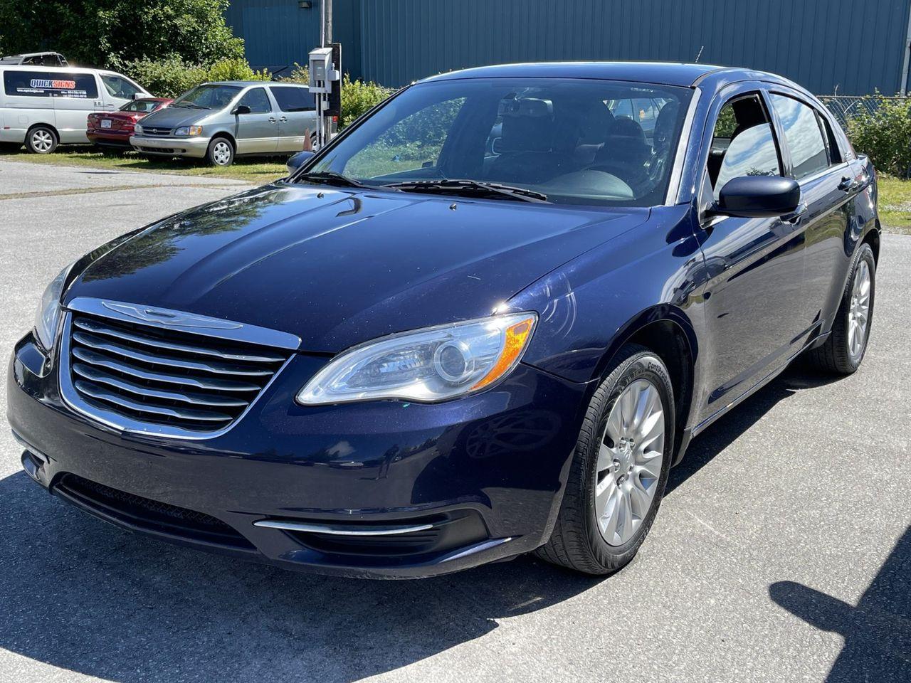 2013 Chrysler 200 LX-2