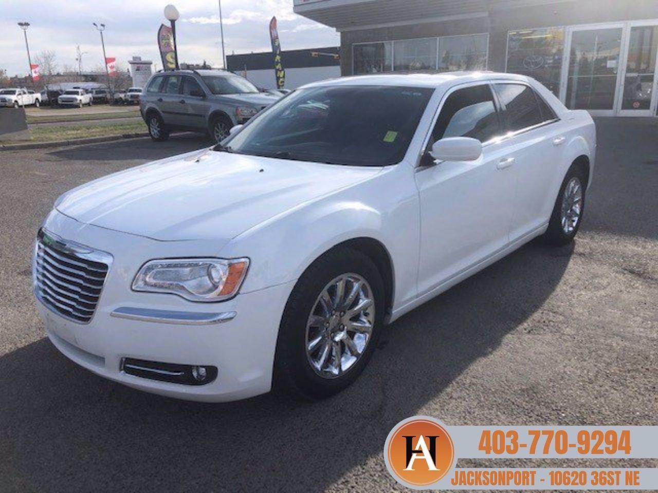 2013 Chrysler 300 Base-0