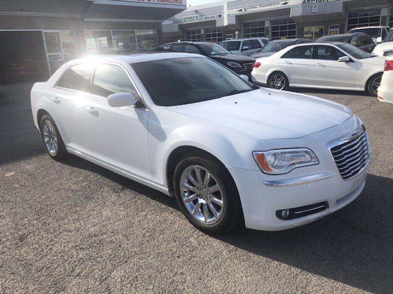2013 Chrysler 300 Base-2