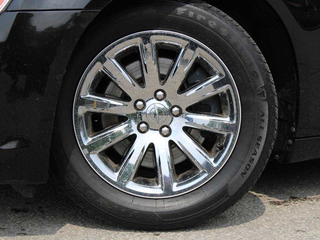 2013 Chrysler 300 C-1