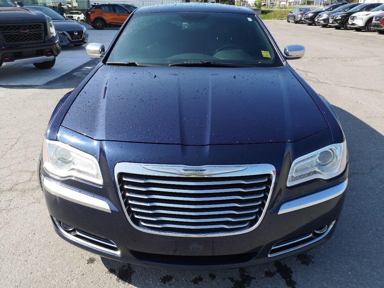 2013 Chrysler 300 C-1