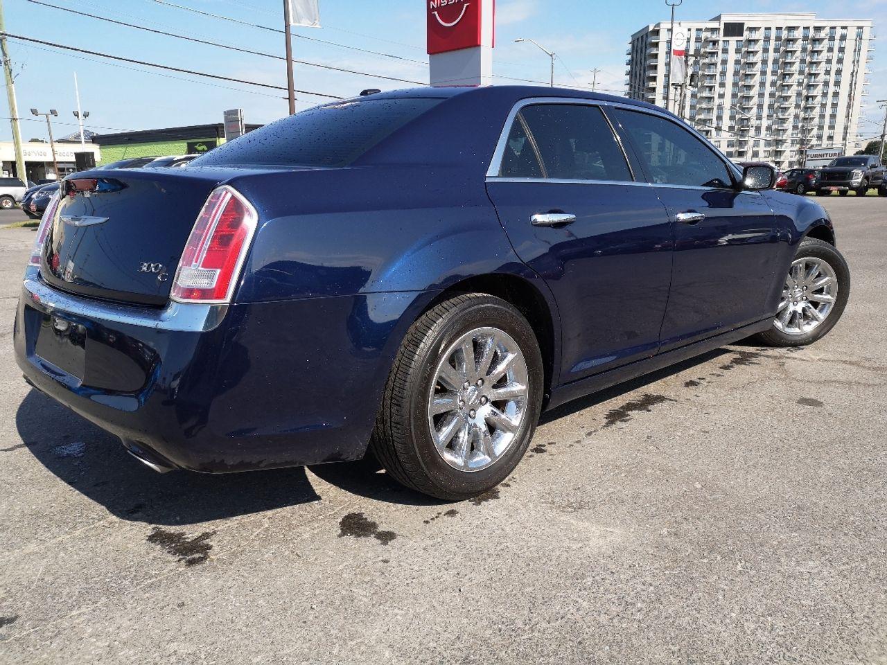 2013 Chrysler 300 C-4