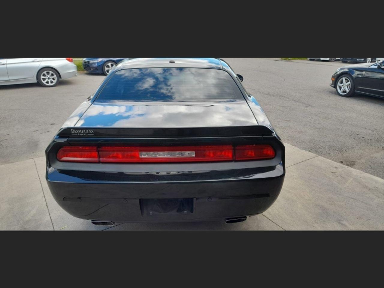 2013 Dodge Challenger SXT-4