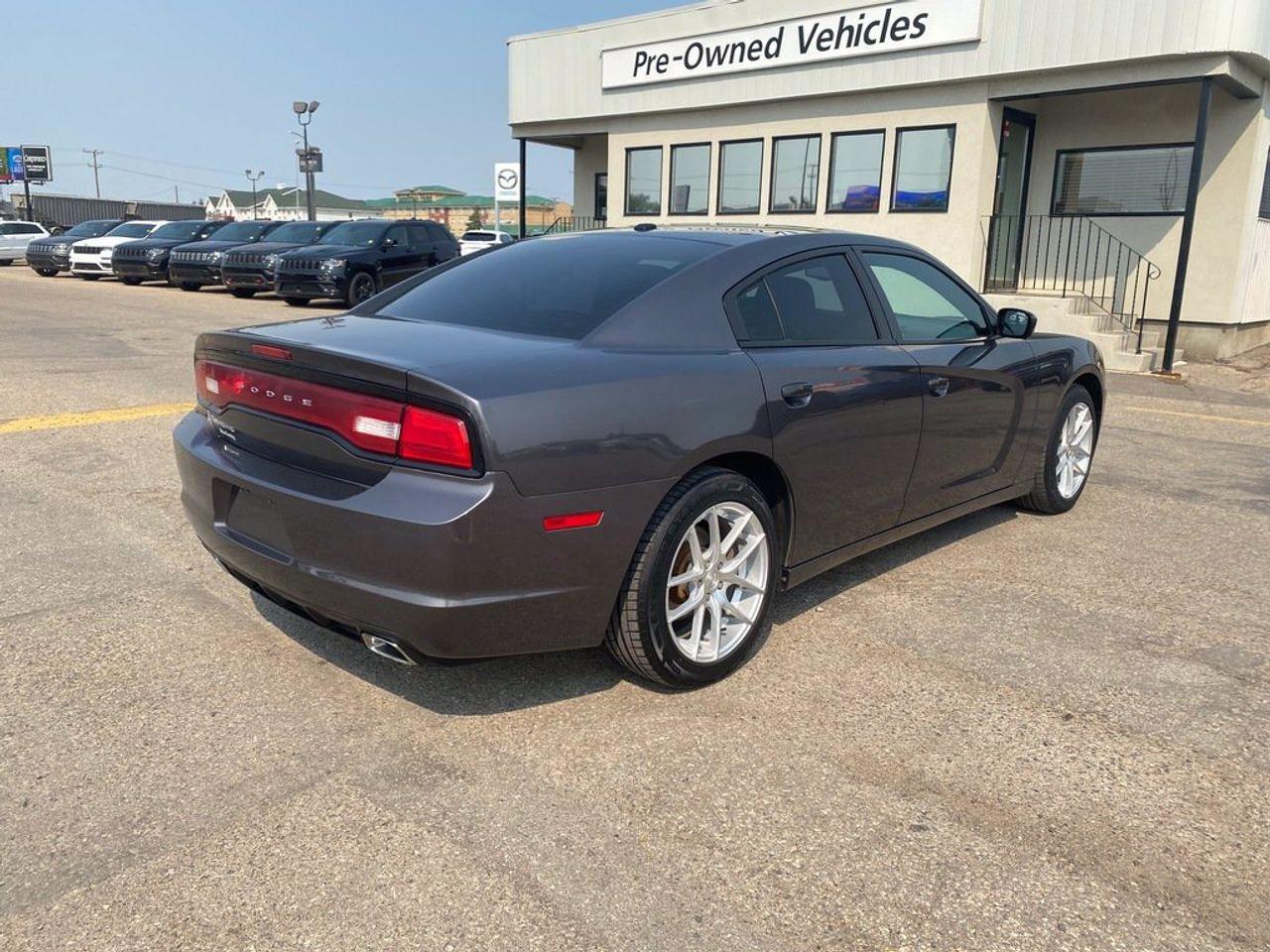 2013 Dodge Charger SXT-4